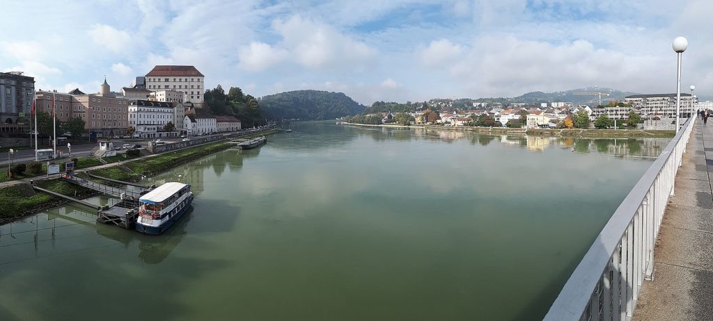 die vielen Spaziergänge durch Linz gehören einfach dazu